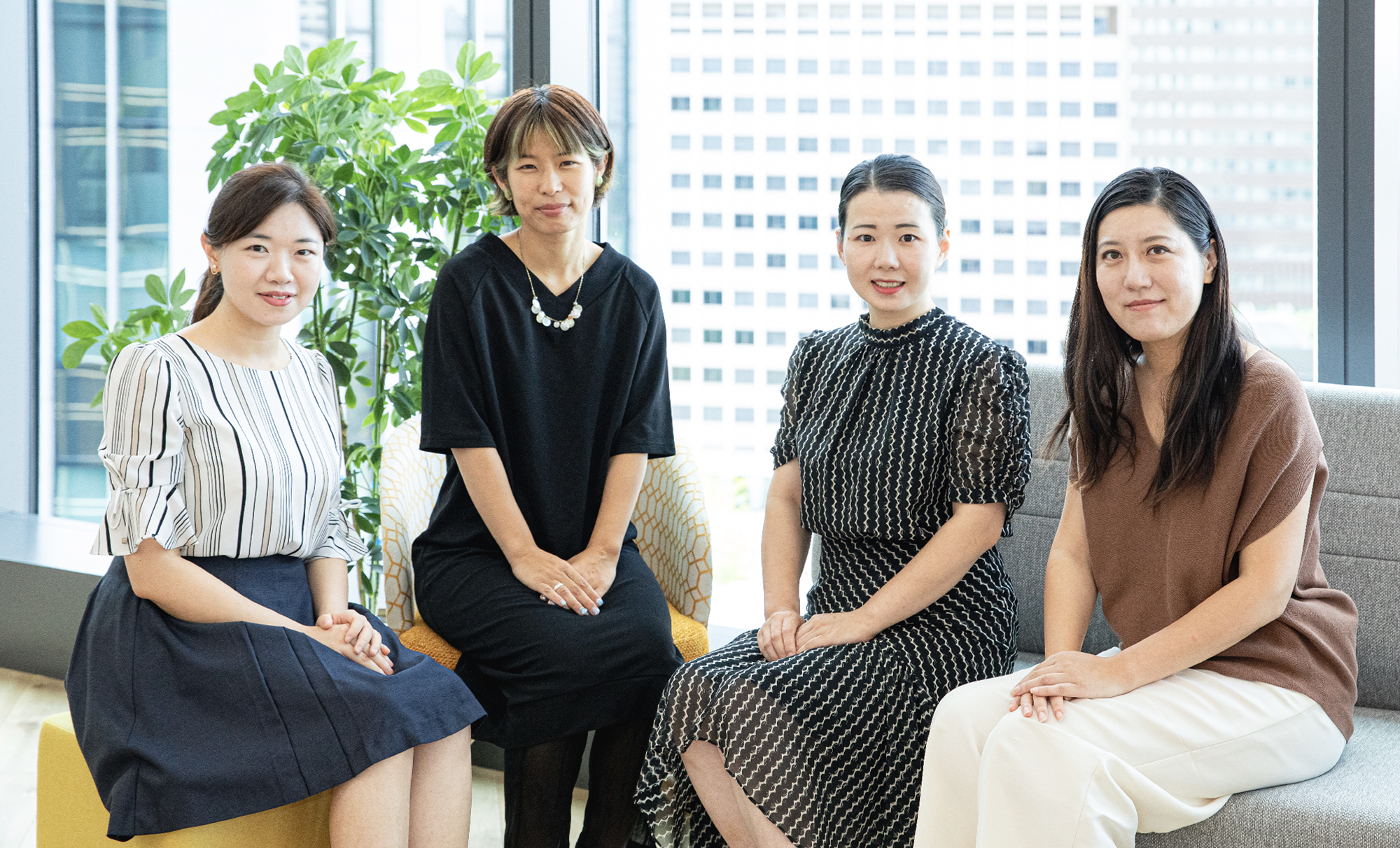 女性が活躍する最前線
女性座談会